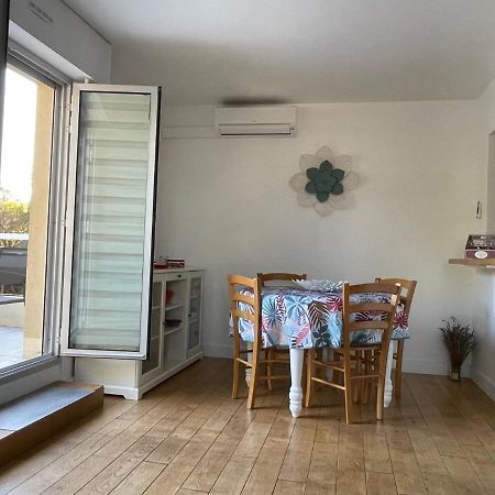 T2 Boulouris -St Raphael, 150 Metres De La Mer Saint-Raphael  Bagian luar foto
