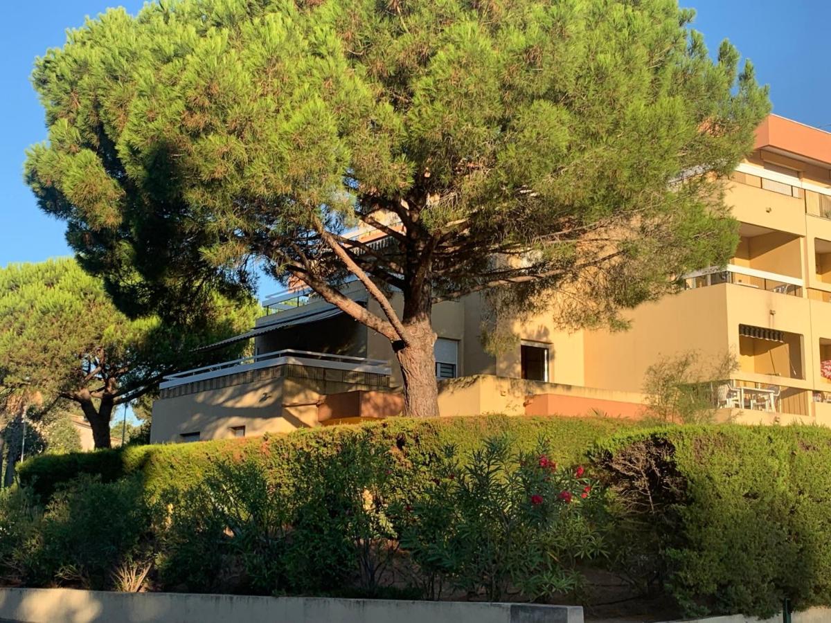 T2 Boulouris -St Raphael, 150 Metres De La Mer Saint-Raphael  Bagian luar foto